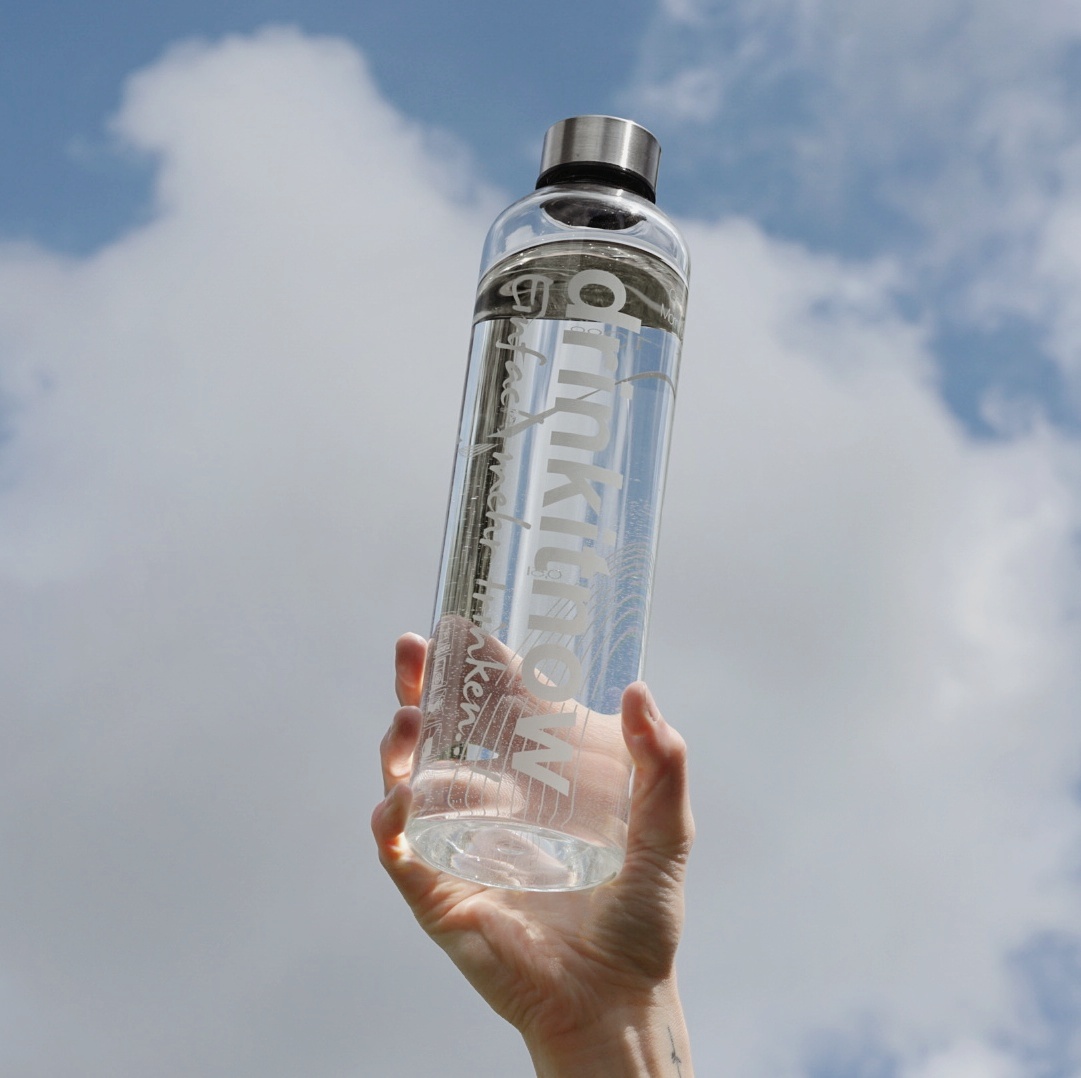 drinkitnow Glasflasche weiß mit Stahldeckel 1 Liter